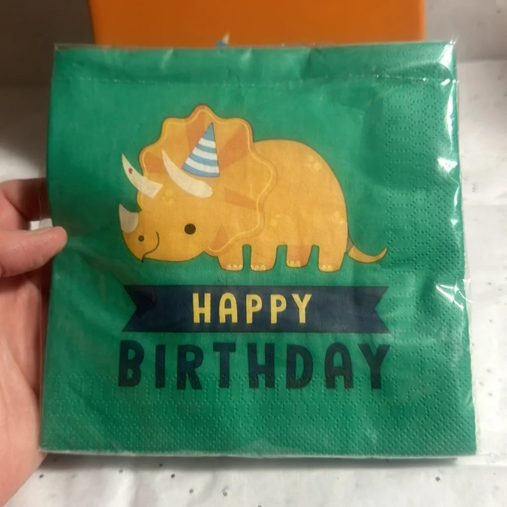 HALLMARK DINOSAUR PARTY PACK: FELT BANNER & NAPKINS: NEW WITH TAGS